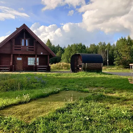 Next To Disc Golf. Vikendica Tapa