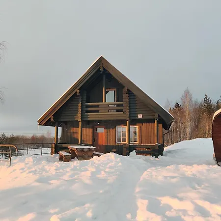 Vikendica Next To Disc Golf. Tapa